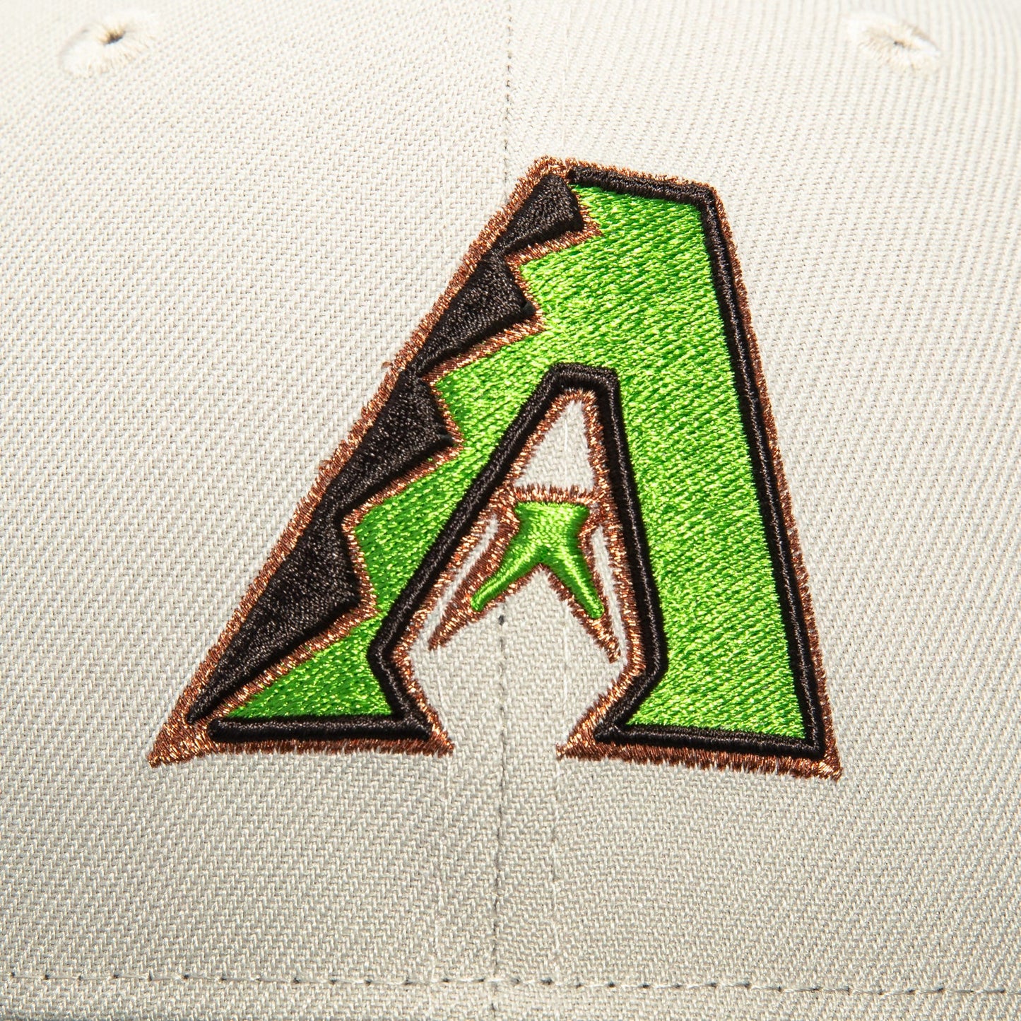 New Era 59Fifty Arizona Diamondbacks 2001 World Series Patch A Hat - Stone, Green, Brown